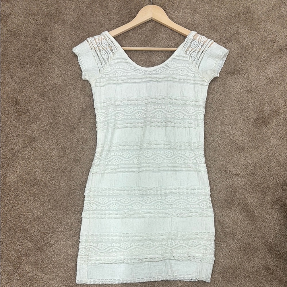 Elegant White Lace Dress
